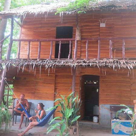 Easy Huts Hotel Ko Lanta Exterior foto